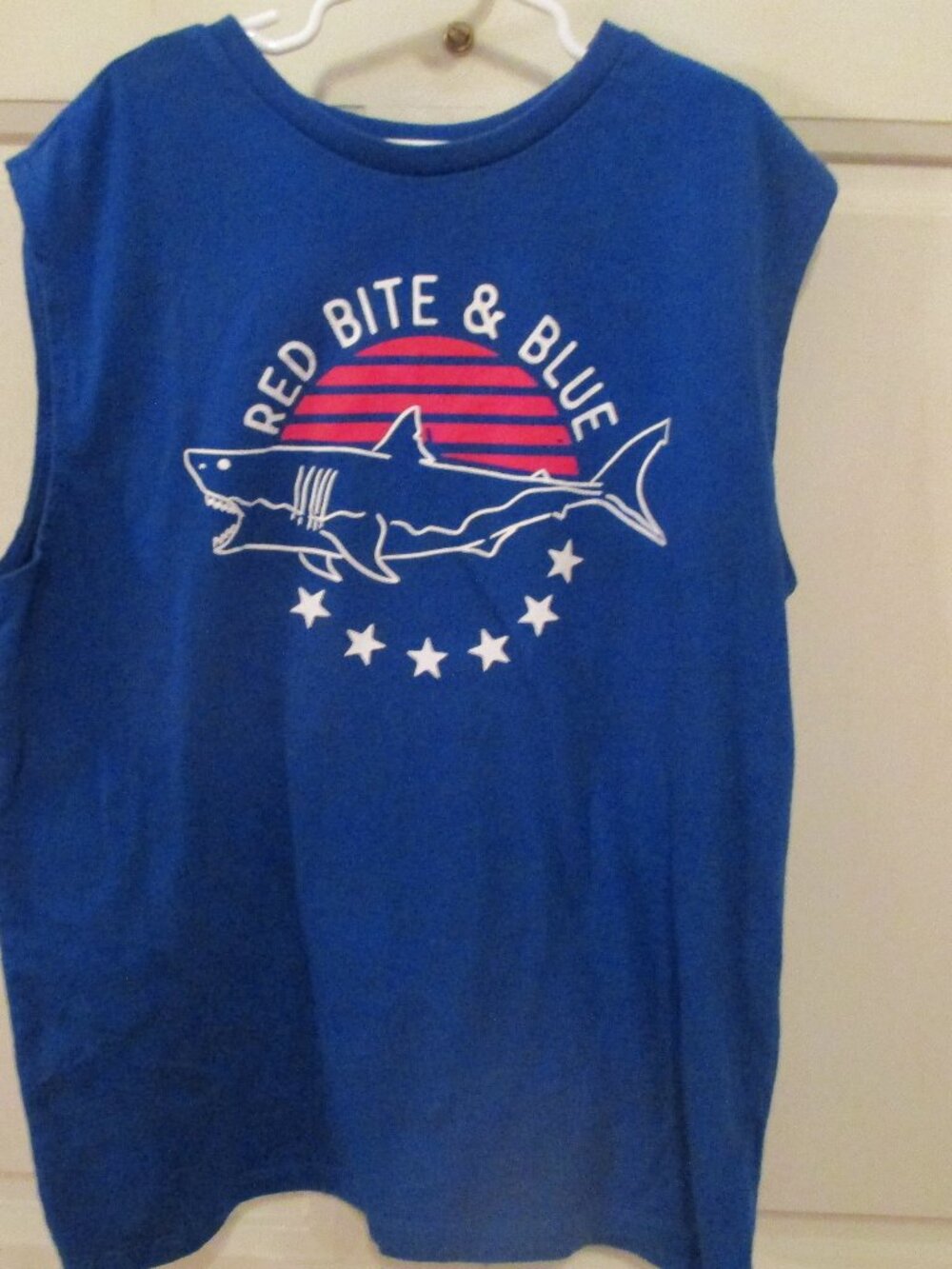 Boys blue Tee size XL 14 16 patriotic Red Bite and Blue with shark on front